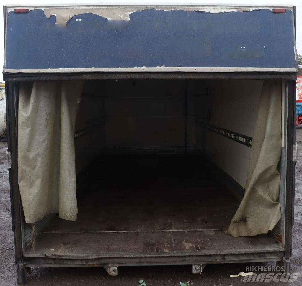 Volvo FL 240 Caisses
