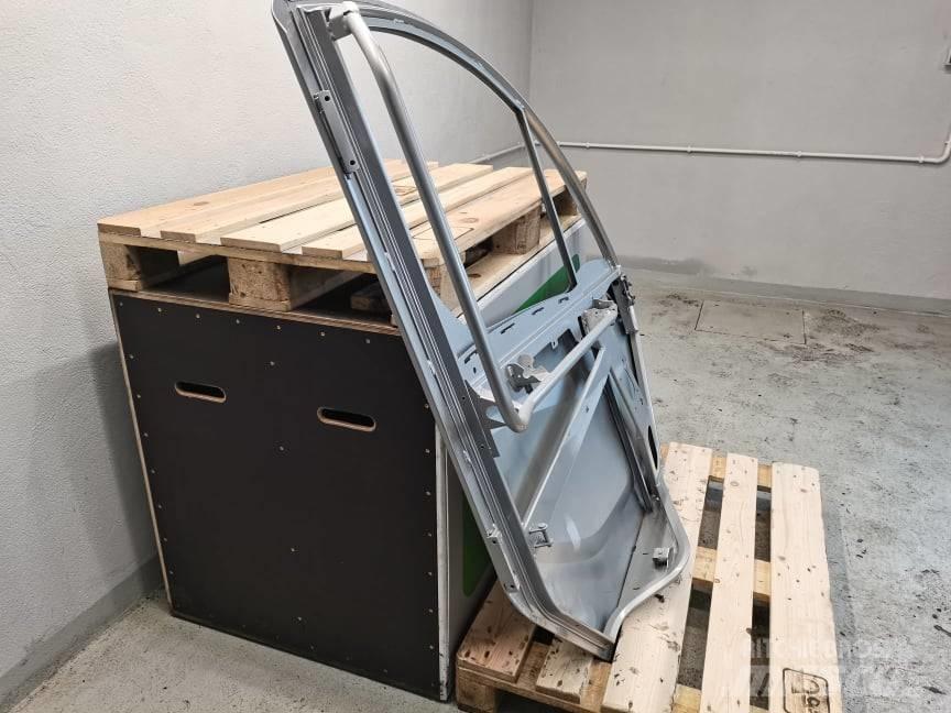 Manitou MLT 741 door Cabine