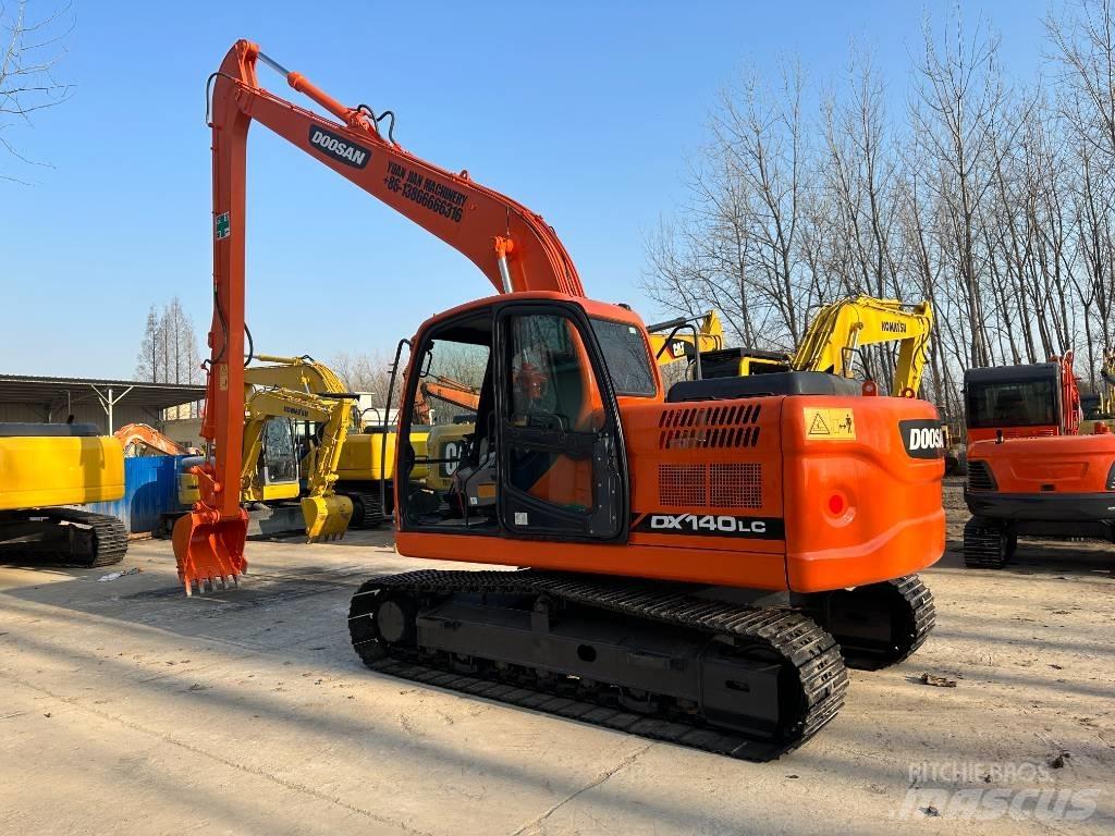 Doosan DX140 Mini pelle < 7t