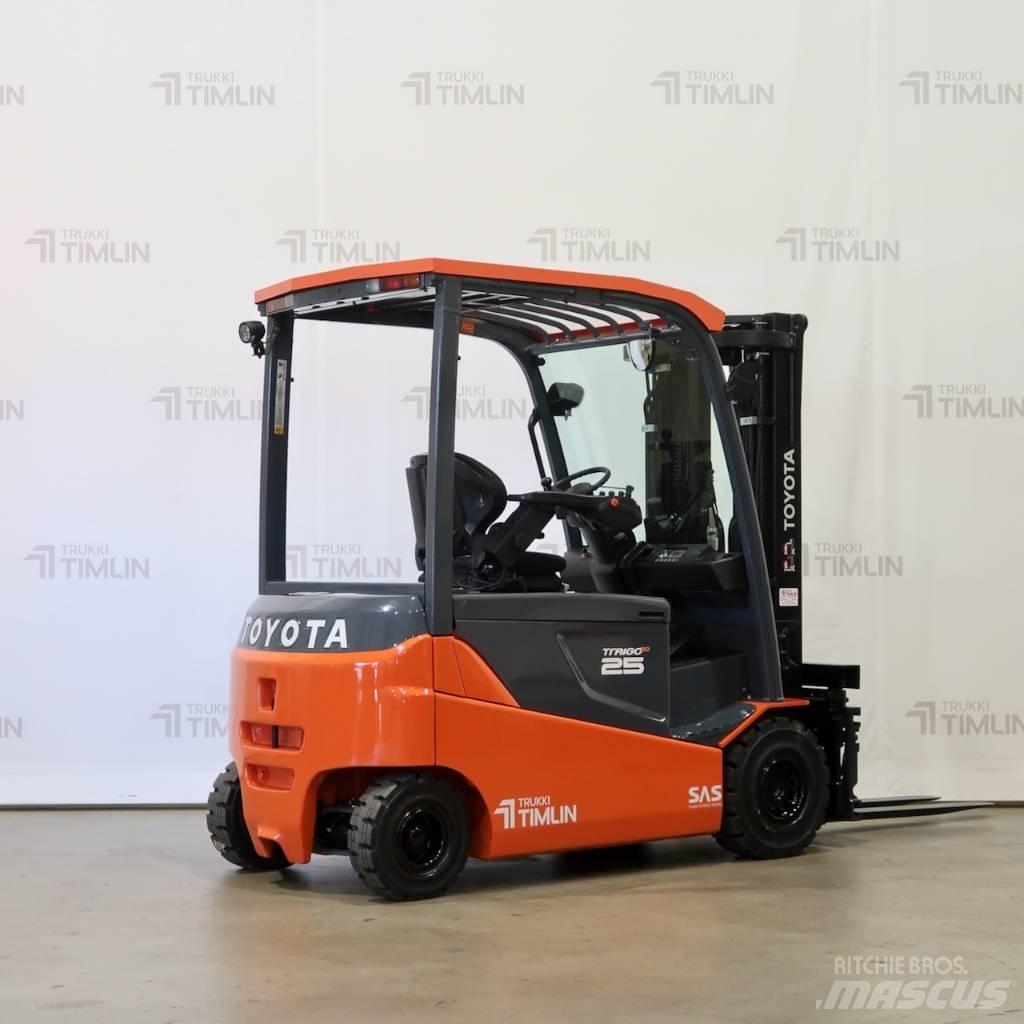 Toyota 8FBMT25 Chariots élévateurs électriques