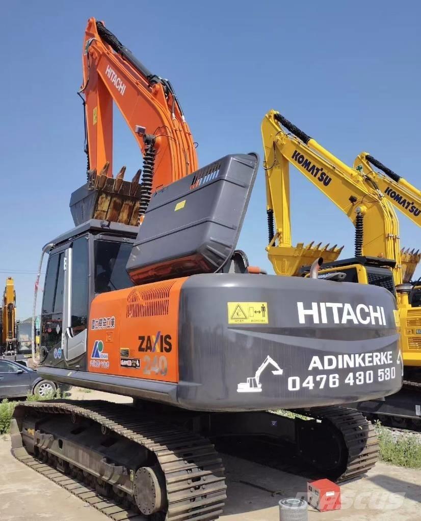 Hitachi ZX 240 Pelle sur chenilles