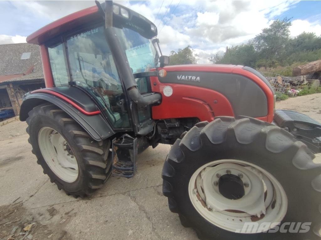 Valtra N 101 Tracteur