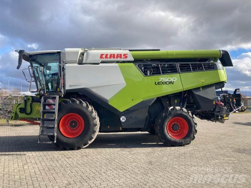 CLAAS LEXION 7500 Moissonneuse batteuse