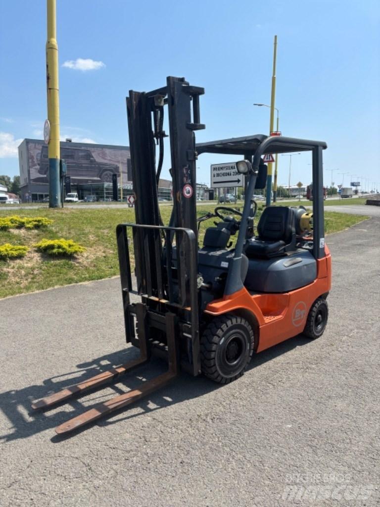 Toyota FG 15 N Chariots GPL