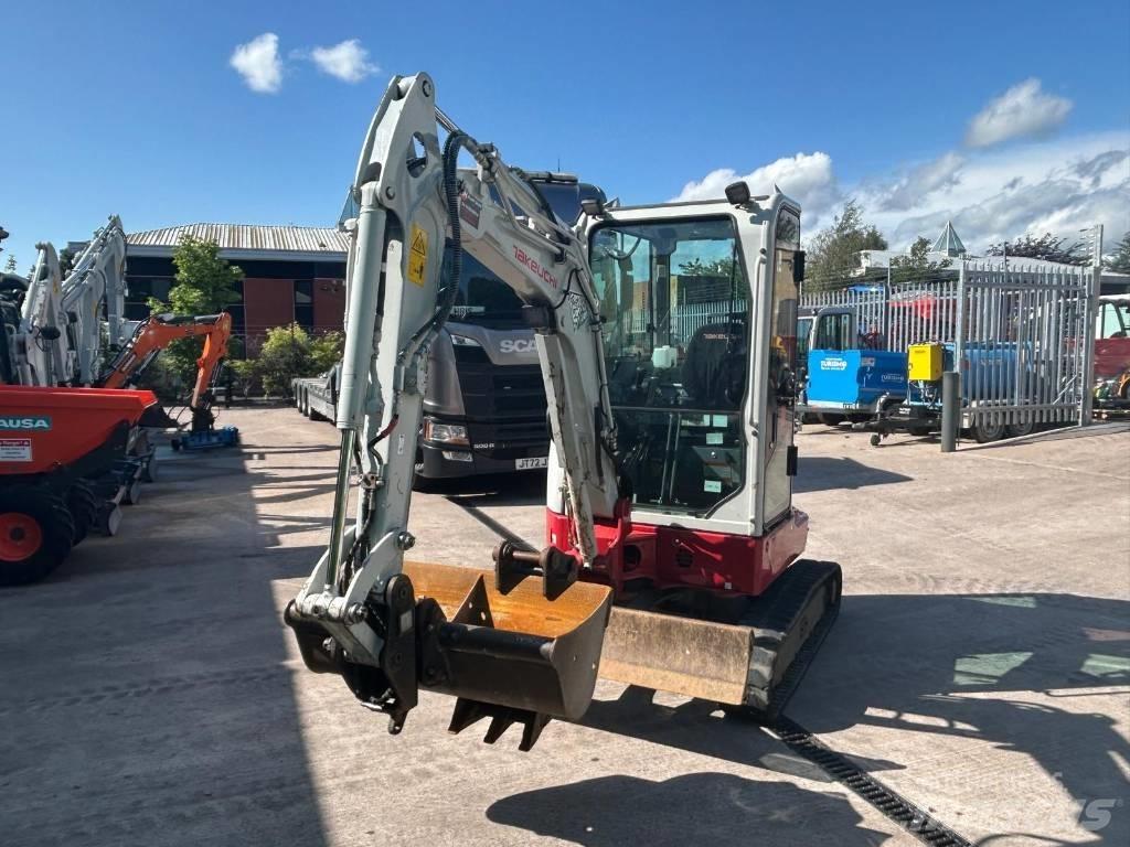 Takeuchi TB 325 R Mini pelle < 7t
