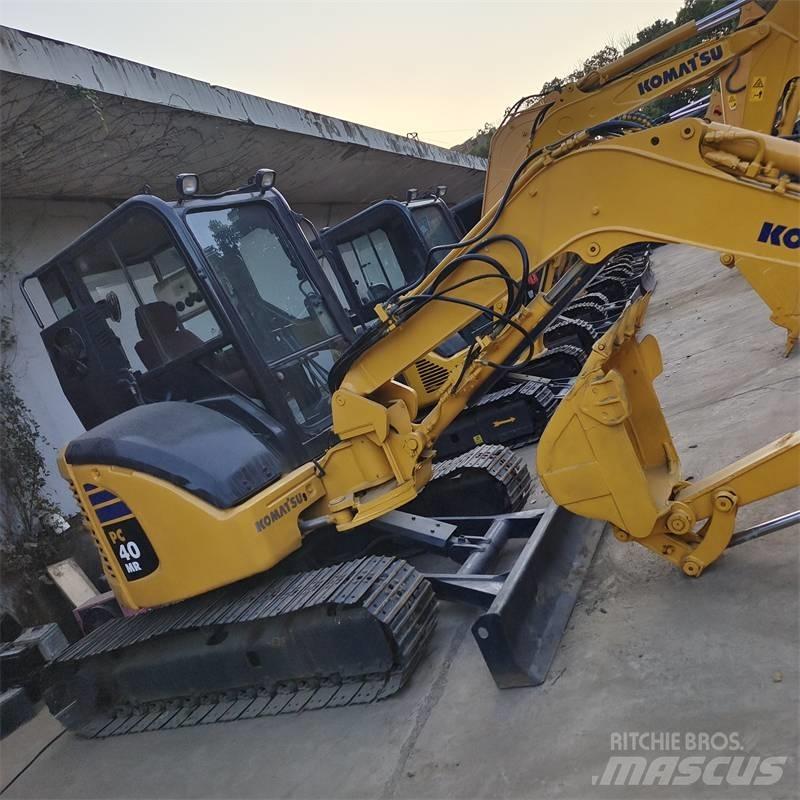 Komatsu PC 40 Mini pelle < 7t