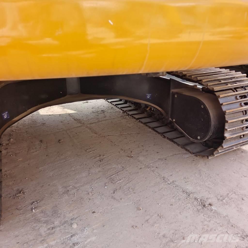 Sany SY 215 C Pelle sur chenilles