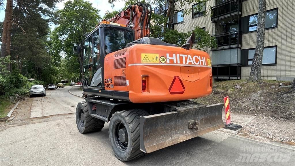 Hitachi ZX140W-5B Pelle sur pneus