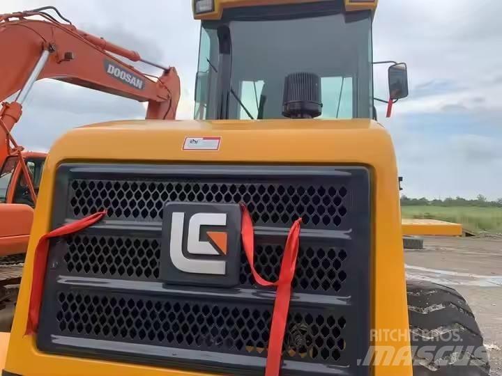 LiuGong 835 Chargeuse sur pneus