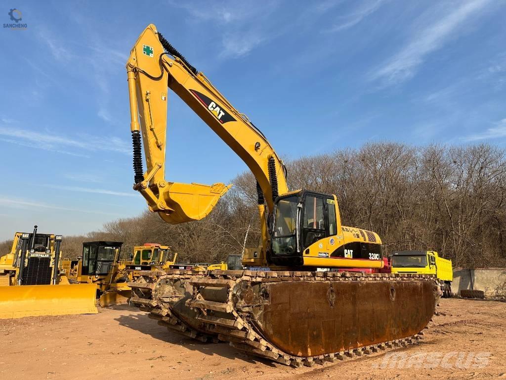 CAT 320 C L Pelles amphibies