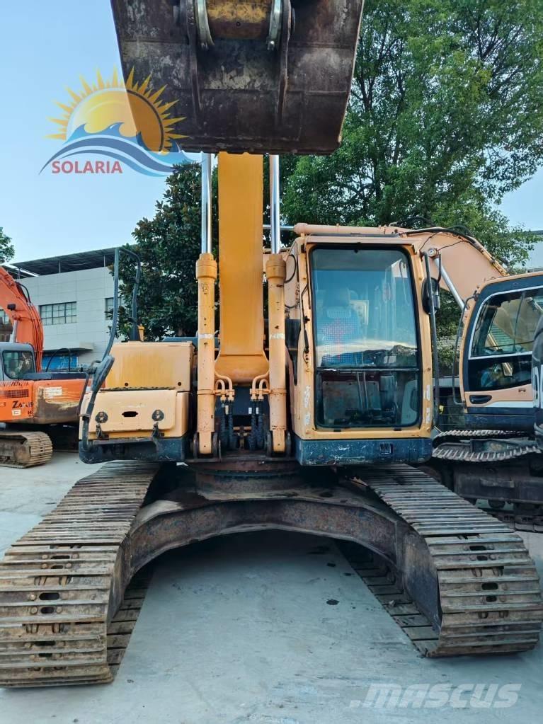 Hyundai R225LC-9T Pelle sur chenilles