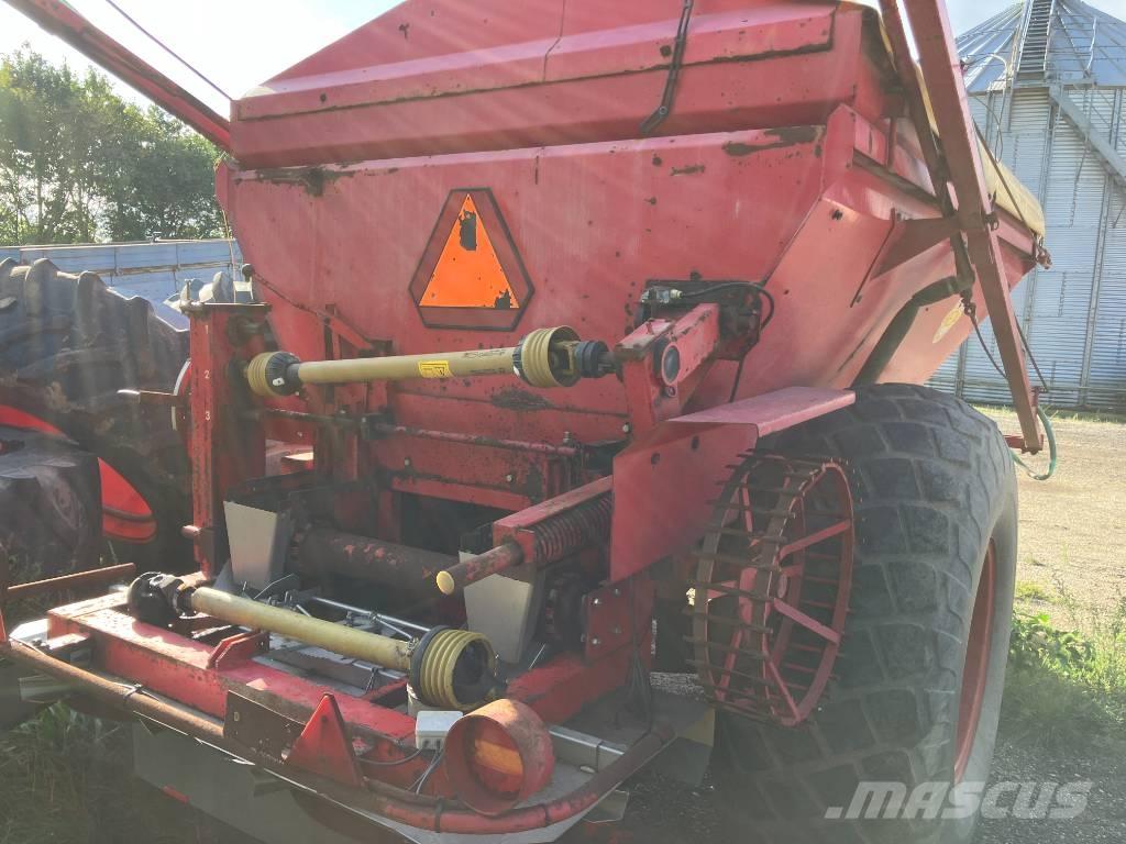 Bredal B 6 Epandeur de fumier