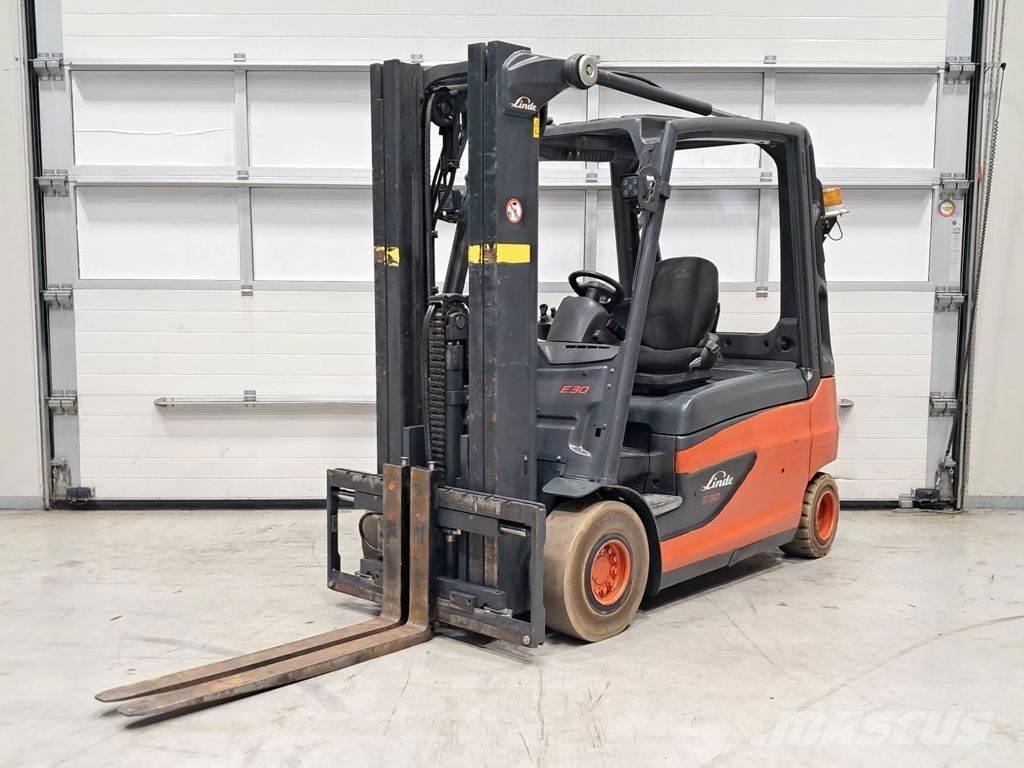 Linde E30L-01 Chariots élévateurs électriques