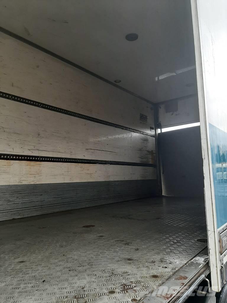 Volvo FE 320 Camion frigorifique