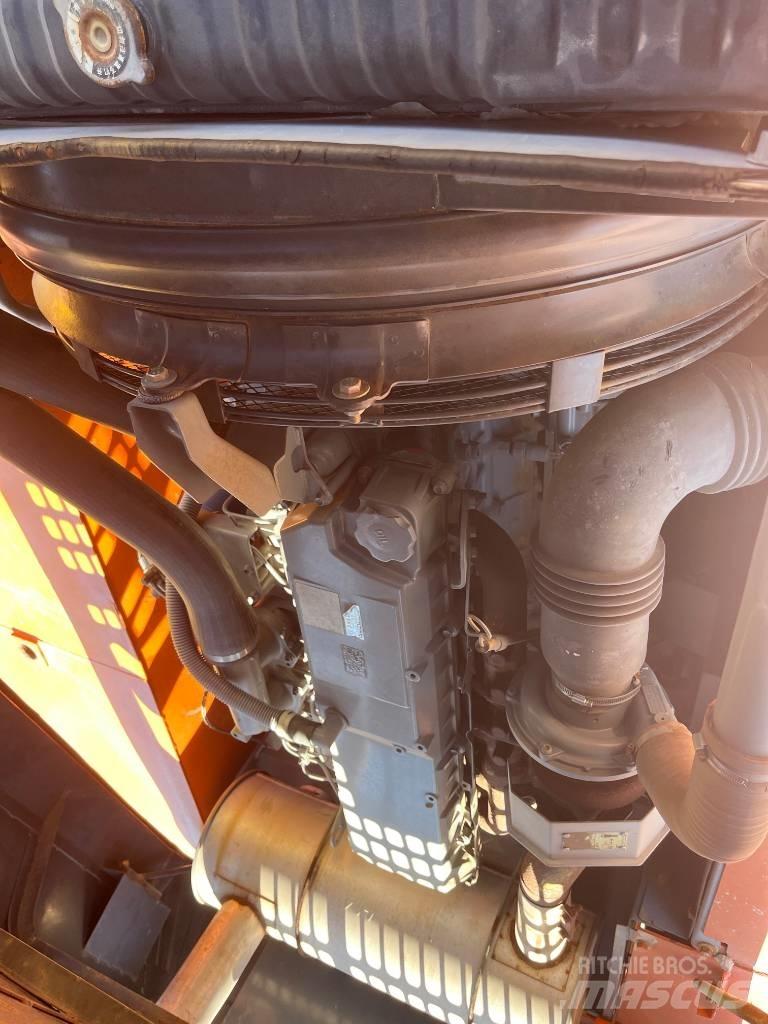 Hitachi ZX 350 Pelle sur chenilles