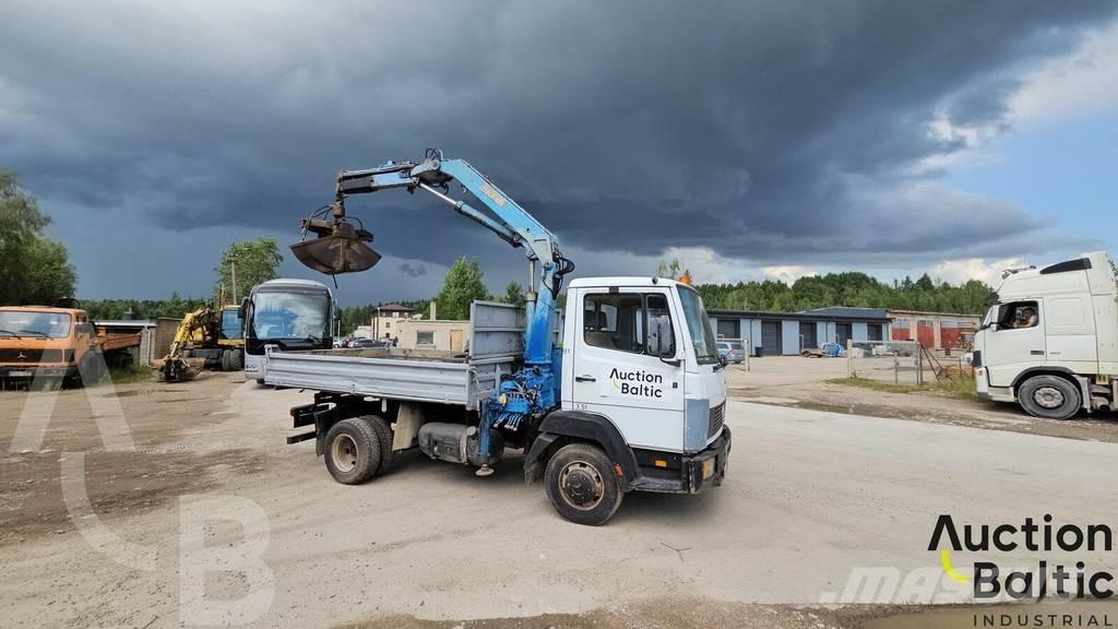 Mercedes-Benz 817 Camion benne