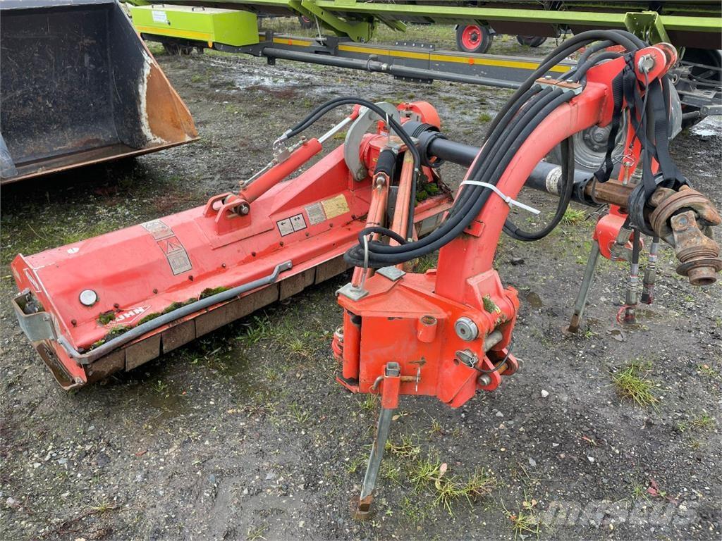 Kuhn TB 211 Autres matériels de fenaison
