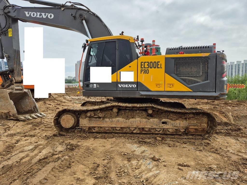 Volvo EC 300 EL Pelle sur chenilles