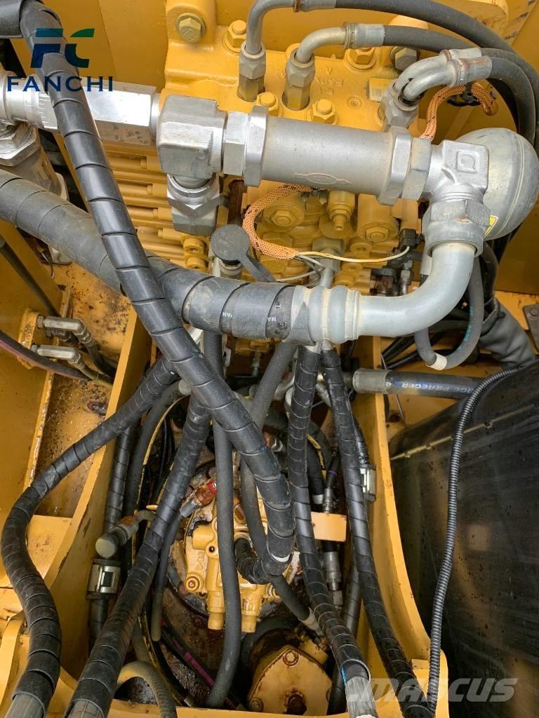 CAT 307 Pelle sur chenilles