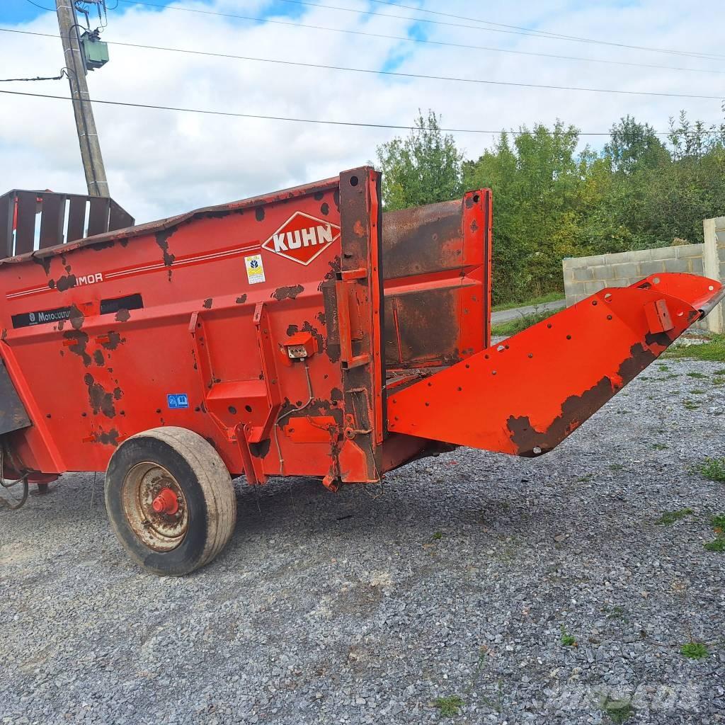 Kuhn PRIMOR 5060 Dérouleuse, pailleuse