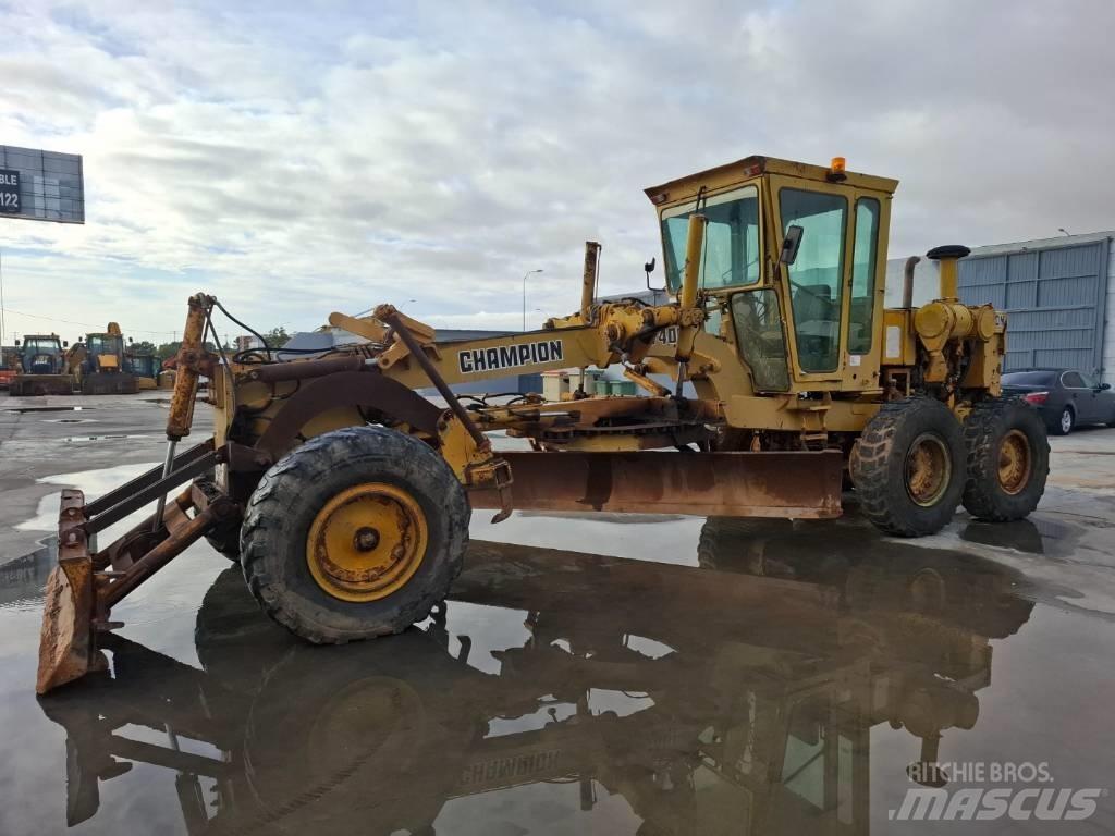 Champion G 740 Niveleuse