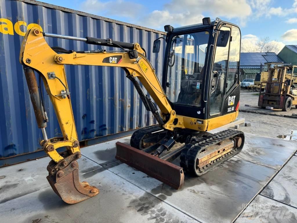 CAT 302.4 D Mini pelle < 7t