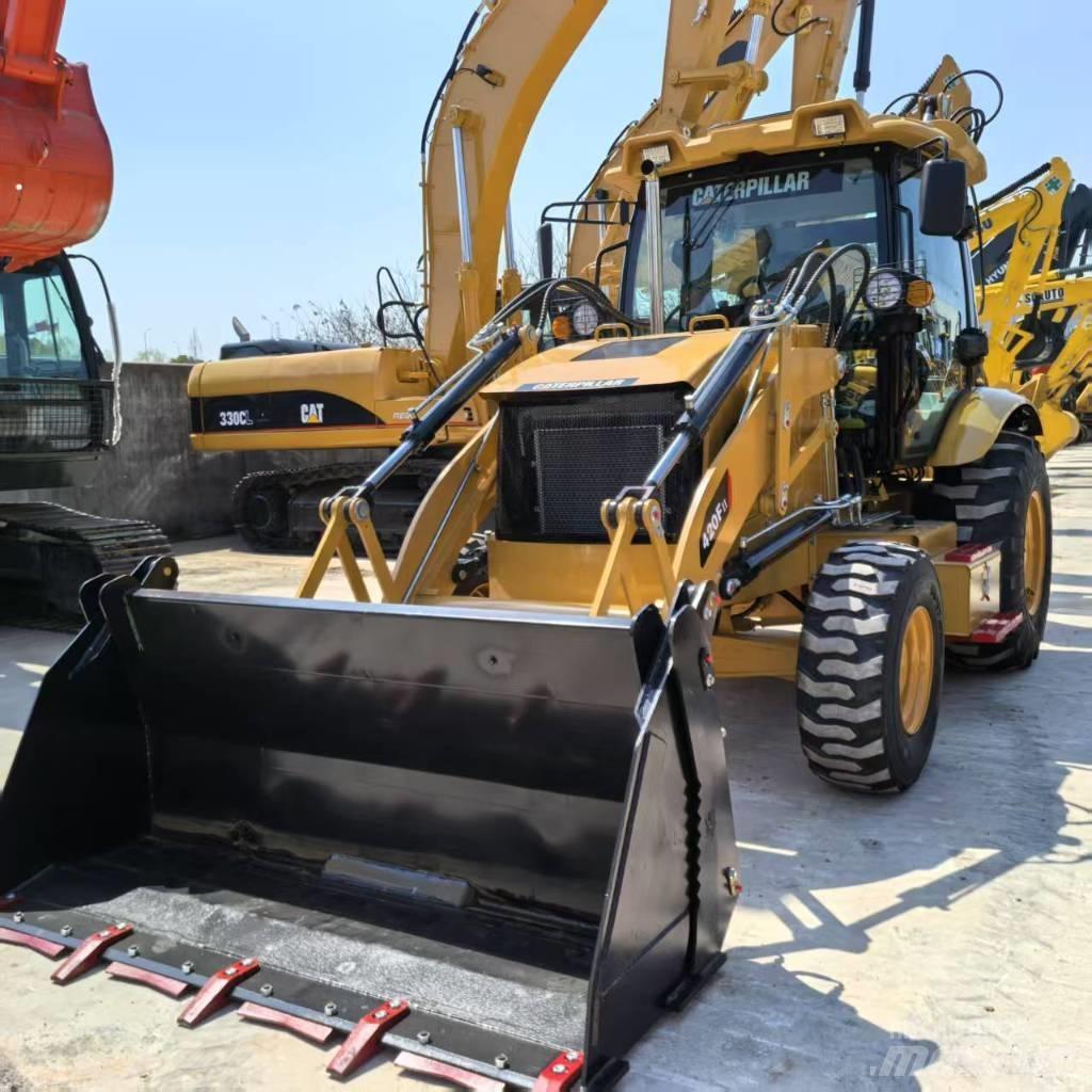 CAT 420 F Tractopelle
