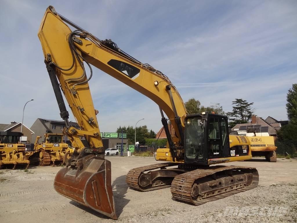 CAT 329 D L Pelle sur chenilles
