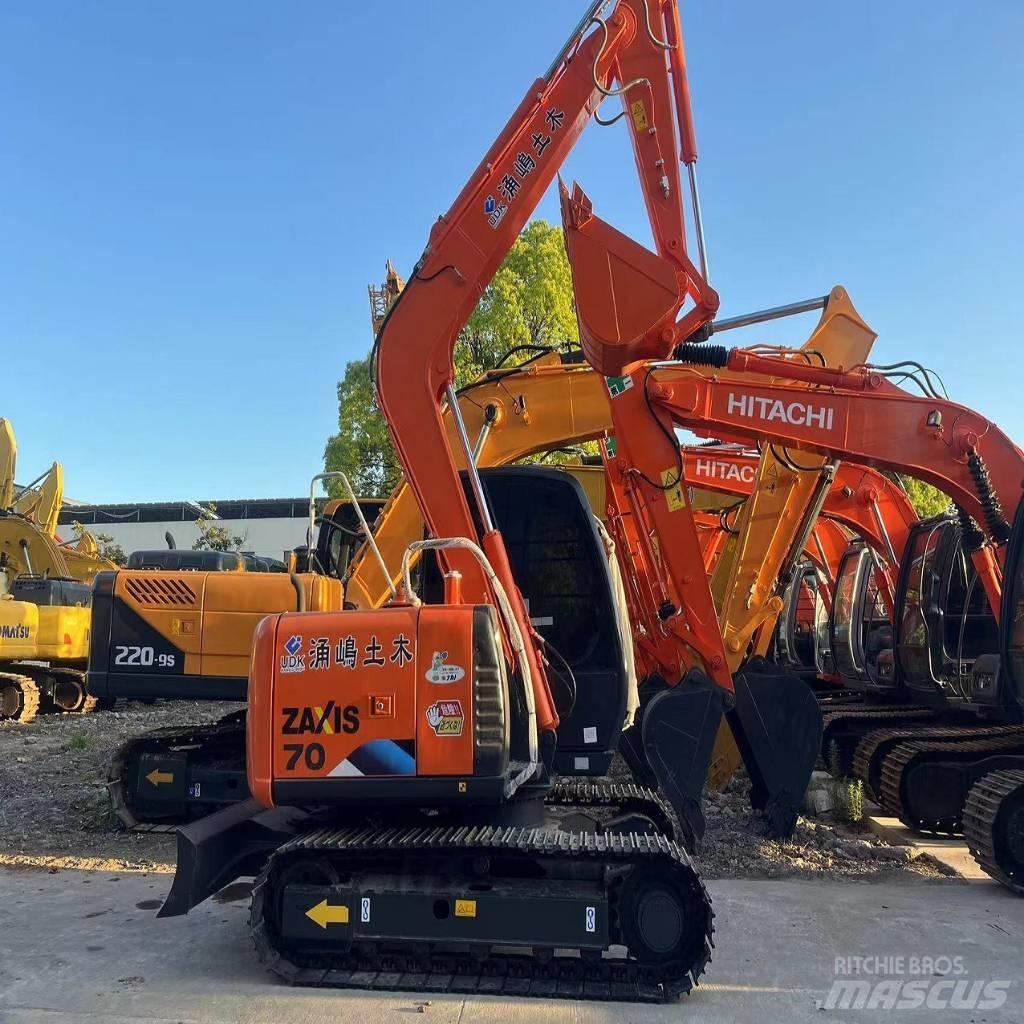 Hitachi ZX 70 Pelle sur chenilles