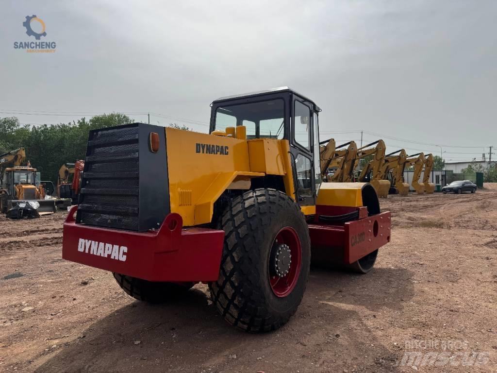 Dynapac CA 30 D Rouleaux monocylindre