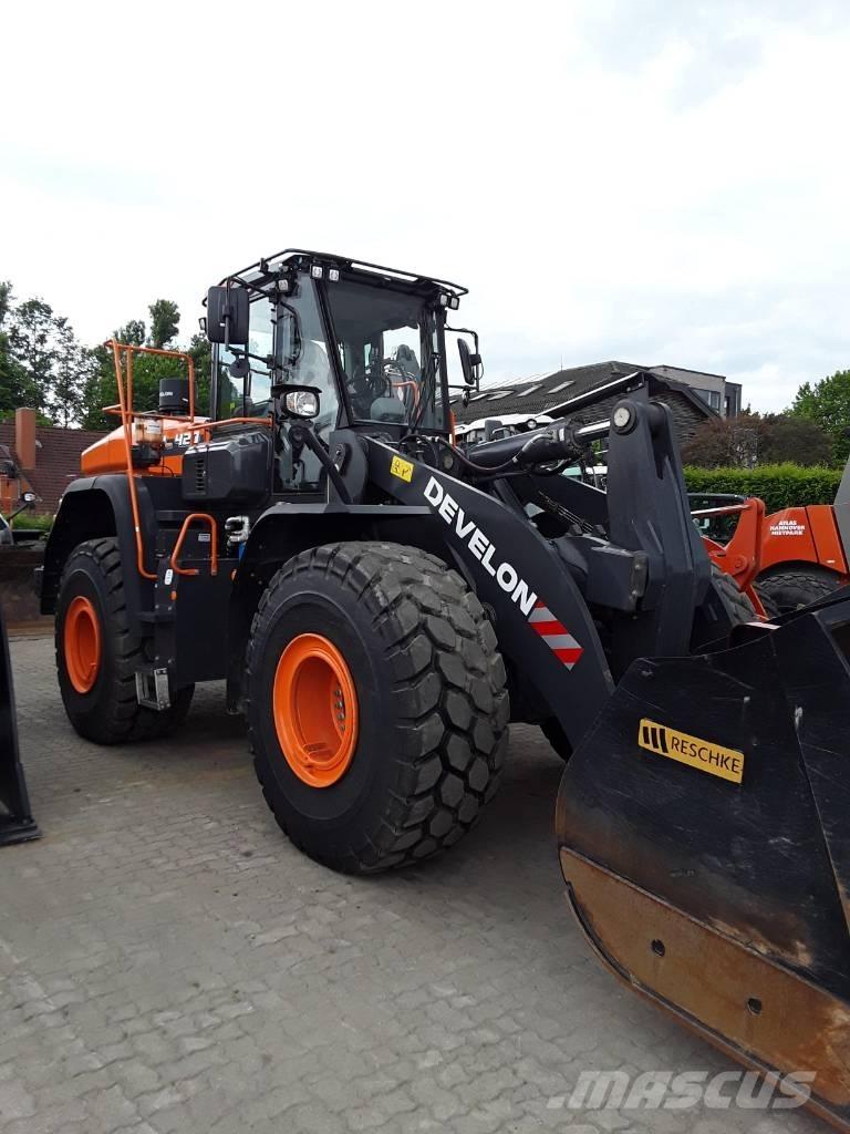 Doosan DL 420-7 Chargeuse sur pneus