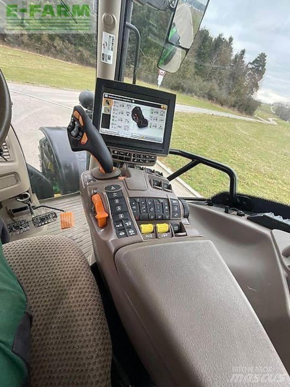 John Deere 6215 r Tracteur
