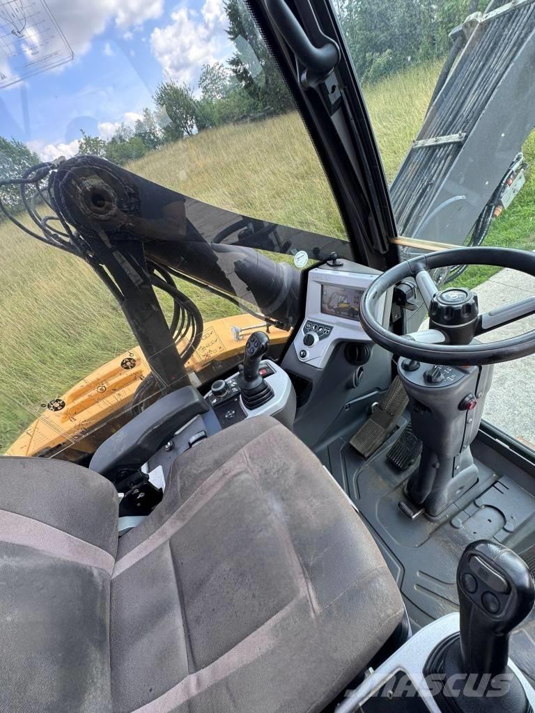 Mecalac 12 MTX Pelle sur pneus