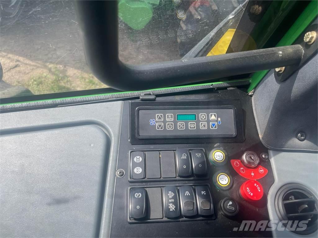 John Deere 1270 E Abatteuse