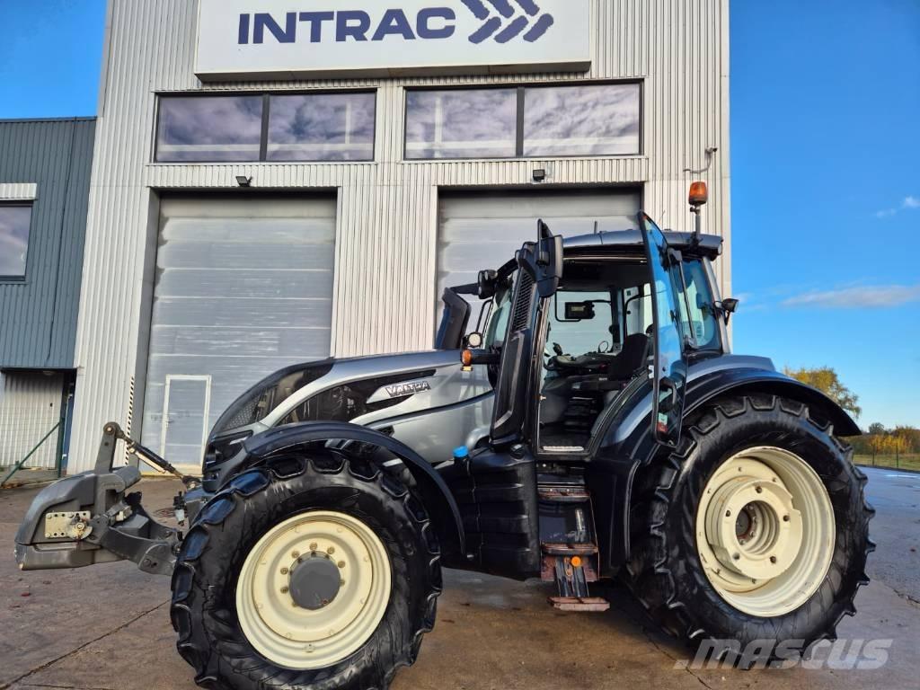 Valtra T 254 Tracteur