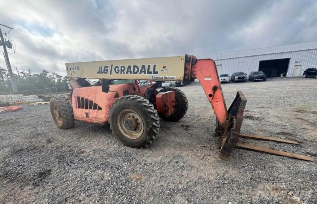 JLG G 9-43 A Chariot télescopique