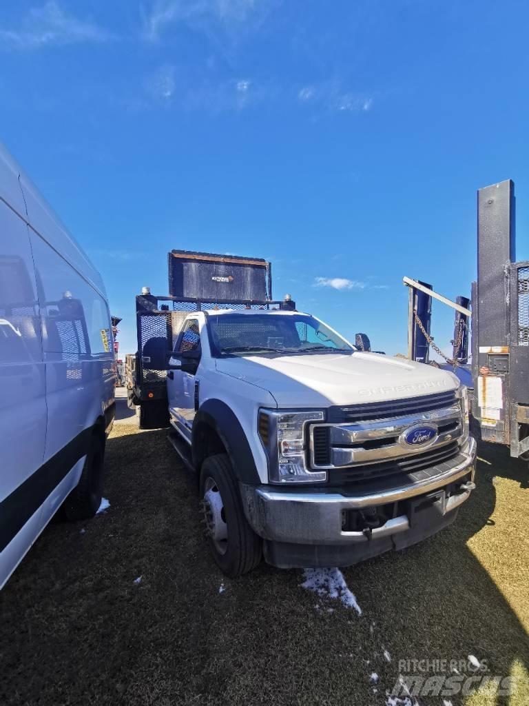Ford F 550 XLT Camion plateau