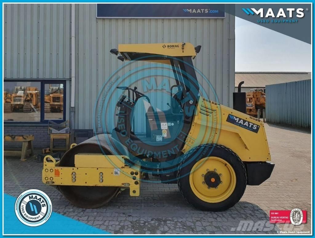 Bomag BW 124 D H-4 Rouleaux monocylindre