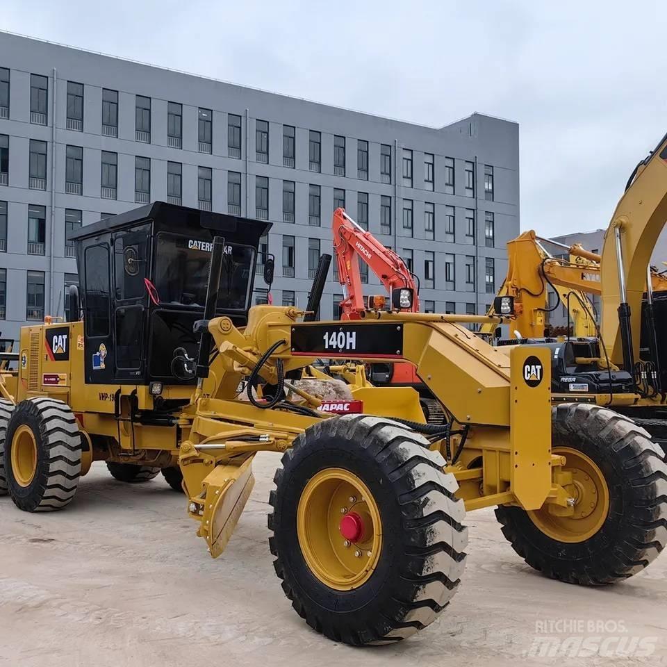 CAT 140 H Niveleuse
