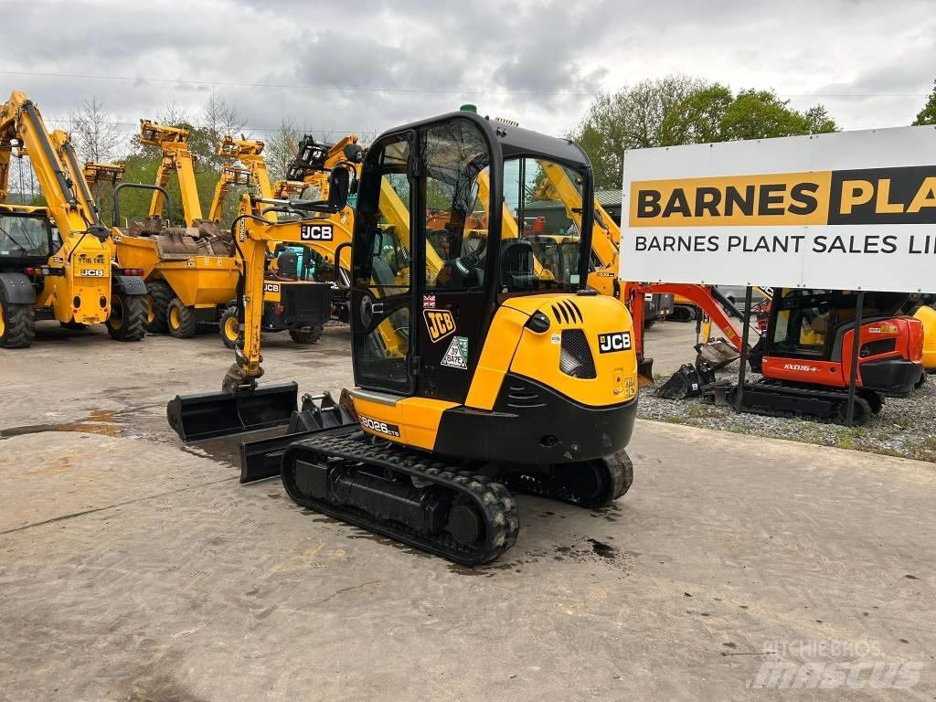 JCB 8026 CTS Mini pelle < 7t