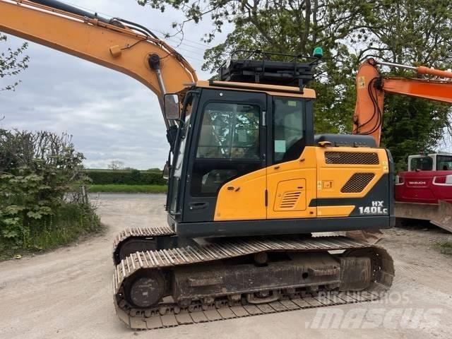Hyundai HX 140 L Pelle sur chenilles