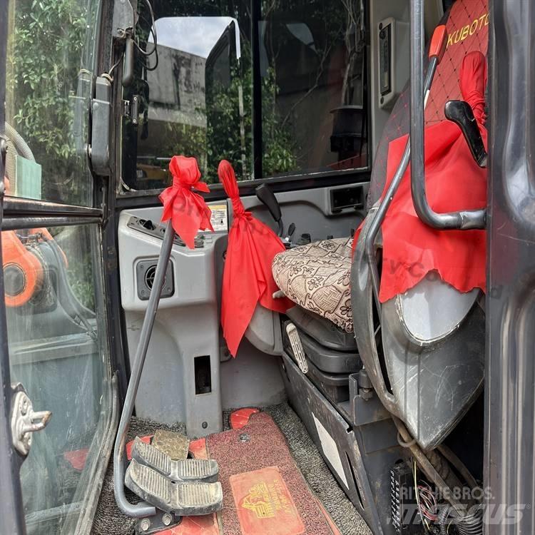 Kubota 183-3 Pelle sur chenilles
