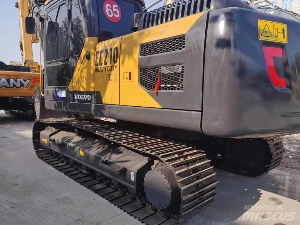 Volvo EC 210 B LC Pelle sur chenilles