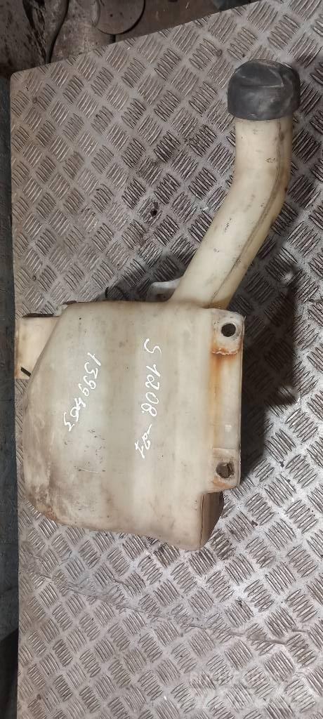 Scania 94 D.   1399463 Cabines