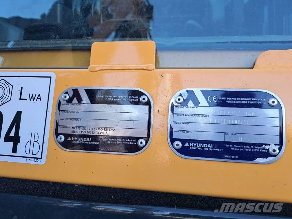 Hyundai R30 Z-9AK Mini pelle < 7t