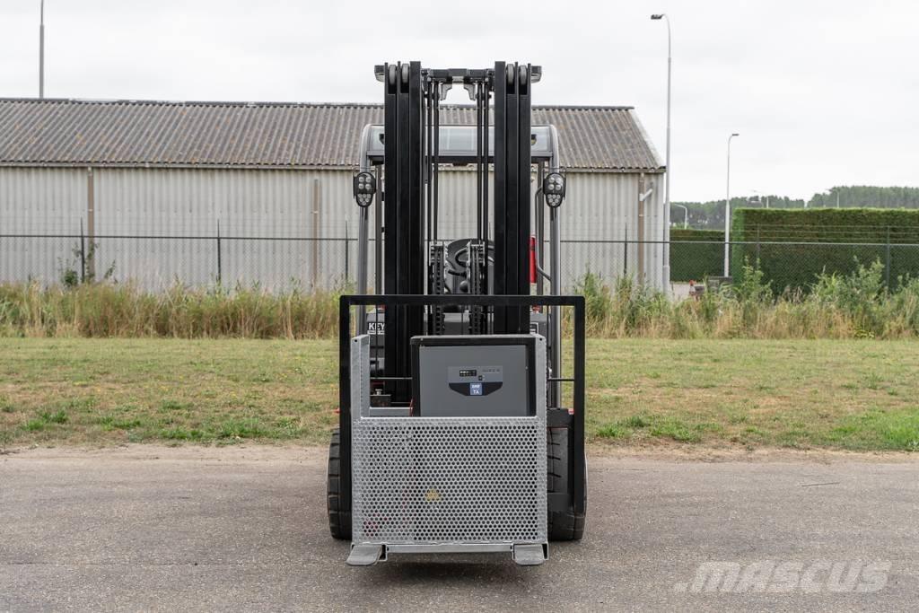 Manitou ME 435 Chariots élévateurs électriques