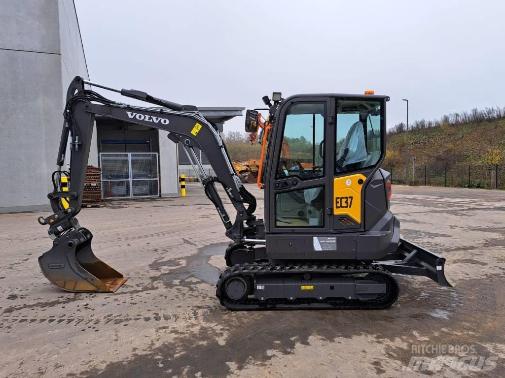 Volvo EC 37 F Mini pelle < 7t