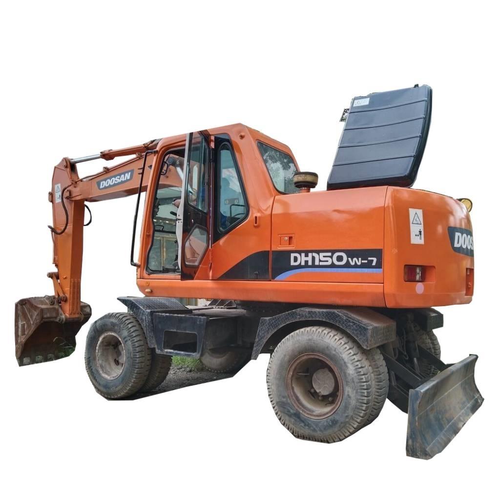 Doosan DH 150 W-7 Pelle sur pneus