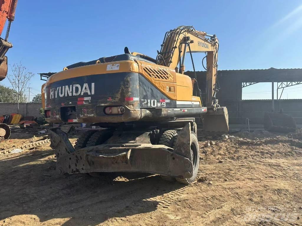 Hyundai R210W-9 Pelle sur pneus