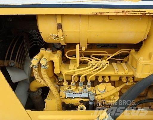 Komatsu D 20 A-6 Bouteurs sur chenilles